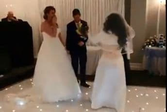 Upala na svadbu u vjenčanici i vikala: "Trebalo je da to budem ja" Upala na svadbu u vjenčanici i vikala: "Trebalo je da to budem ja"