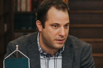 Njegošev praznik populizam DF-a, BS daje legitimitet devijantnim interpretacijama pjesnikovih ideja Njegošev praznik populizam DF-a, BS daje legitimitet devijantnim interpretacijama pjesnikovih ideja