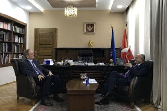 Darmanović primio ambasadora Srbije u oproštajnu posjetu Darmanović primio ambasadora Srbije u oproštajnu posjetu