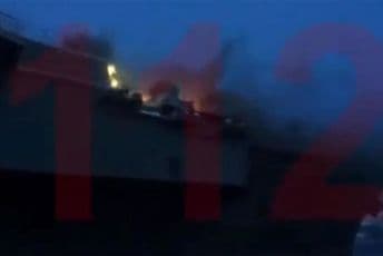 Gori jedini ruski nosač aviona, dvije osobe nestale Gori jedini ruski nosač aviona, dvije osobe nestale