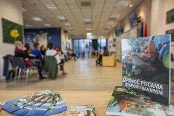 Predstavljen priručnik „Pomoć pticama štapom i kanapom“ Bjanke Prakljačić Predstavljen priručnik „Pomoć pticama štapom i kanapom“ Bjanke Prakljačić
