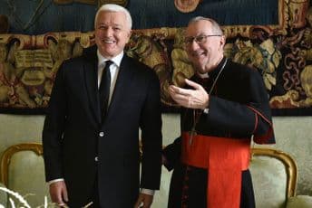 Kardinal Parolin: Podržavamo donošenje zakona kojim će se urediti pitanje odnosa države i vjerskih zajednica Kardinal Parolin: Podržavamo donošenje zakona kojim će se urediti pitanje odnosa države i vjerskih zajednica