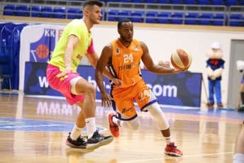 Mornar lako sa Megom Mornar lako sa Megom