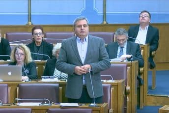 Radunović se javlja iz marice: Pohapšeni smo, Kneževiću je iskočilo koljeno, ostali su dobro Radunović se javlja iz marice: Pohapšeni smo, Kneževiću je iskočilo koljeno, ostali su dobro