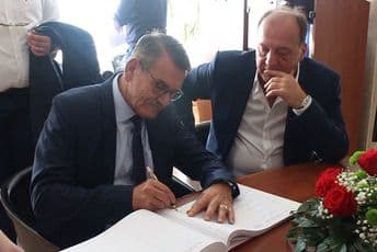 Potpisan ugovor o prodaji opštinskog zemljišta: Ulcinj izlazi iz blokade Potpisan ugovor o prodaji opštinskog zemljišta: Ulcinj izlazi iz blokade