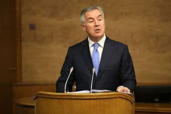 Knežević Đukanoviću: Jesam li ja pokušao da te ubijem; Đukanović: Nikad to nijesam izjavio Knežević Đukanoviću: Jesam li ja pokušao da te ubijem; Đukanović: Nikad to nijesam izjavio