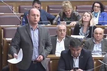 Knežević: Marković i Pažin više puta bili u Cetinjskom manastiru nego Amfilohije Knežević: Marković i Pažin više puta bili u Cetinjskom manastiru nego Amfilohije