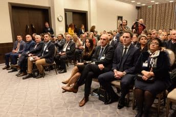 Regionalnom saradnjom i povezivanjem privući investicije Regionalnom saradnjom i povezivanjem privući investicije