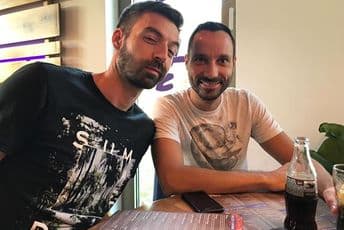 Ivo i Mladen su gej par iz Hrvatske, prvi koji je dobio dozvolu da usvoji dijete Ivo i Mladen su gej par iz Hrvatske, prvi koji je dobio dozvolu da usvoji dijete