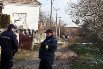 Zavirio u bunar i vidio leš svog oca Zavirio u bunar i vidio leš svog oca