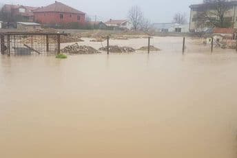 Kotorsku opštinu pogodile obilne poplave (FOTO) Kotorsku opštinu pogodile obilne poplave (FOTO)
