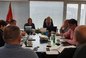 Privodi se kraju izrada strategije za kontrolu populacije pasa Privodi se kraju izrada strategije za kontrolu populacije pasa