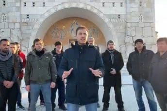 Milačić pozvao na okupljanje ispred hrama Milačić pozvao na okupljanje ispred hrama