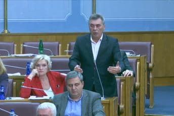 Đukanović: Brajović nije dozvolio TV prenos Kolegijuma predsjednika Skupštine Milutin Đukanović - DF
