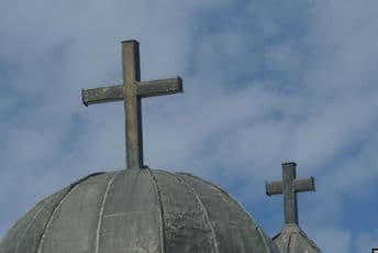 Ukazom Kralja Aleksandra 650 manastira i crkava došlo u posjed SPC 1920. godine Ukazom Kralja Aleksandra 650 manastira i crkava došlo u posjed SPC 1920. godine