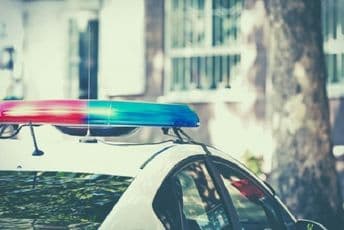 Uhapšen maloljetnik, sumnja se da je iz lovačke puške ubio djevojčicu Uhapšen maloljetnik, sumnja se da je iz lovačke puške ubio djevojčicu