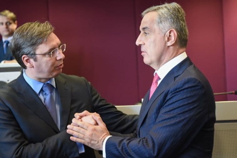 Odnosi Srbije i Crne Gore dovedeni do usijanja: Došlo doba da popovi smiruju Odnosi Srbije i Crne Gore dovedeni do usijanja: Došlo doba da popovi smiruju
