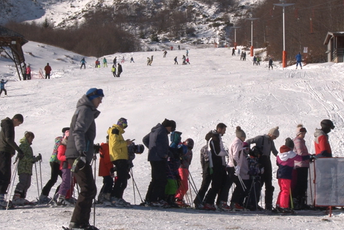 Na Žabljaku sezona u punom jeku: Pogledajte atmosferu sa skijališta (VIDEO) Na Žabljaku sezona u punom jeku: Pogledajte atmosferu sa skijališta (VIDEO)