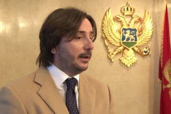 Divanović: Budva se vraća u normalu, umanjićemo poreze, takse, razgovaramo o deblokadi računa Divanović: Budva se vraća u normalu, umanjićemo poreze, takse, razgovaramo o deblokadi računa