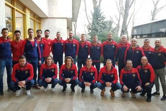 "Ajkule" doputovale u Budimpeštu: Na otvaranju EP sa Slovačkom "Ajkule" doputovale u Budimpeštu: Na otvaranju EP sa Slovačkom