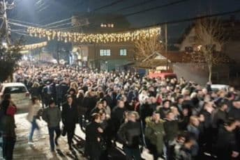 Pripadnik GRU-a na protestu u Gračanici, na Kosovo ušao iz Crne Gore RTV Kosovo