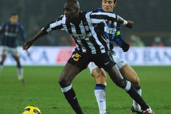 Bivši vezista Liverpula i Juventusa završio karijeru već u 34. godini Bivši vezista Liverpula i Juventusa završio karijeru već u 34. godini