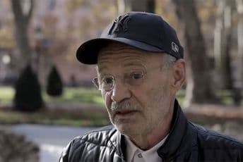 Mustafa Nadarević otkrio da se bori s karcinomom pluća Mustafa Nadarević otkrio da se bori s karcinomom pluća