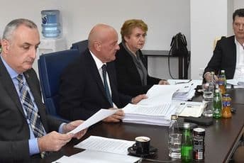 Novi oglas UCG za dodjelu kredita za rješavanje stambenog pitanja zaposlenih Novi oglas UCG za dodjelu kredita za rješavanje stambenog pitanja zaposlenih