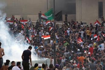 IRAK: Ubijeno dvoje demonstranata, desetine povrijeđenih IRAK: Ubijeno dvoje demonstranata, desetine povrijeđenih
