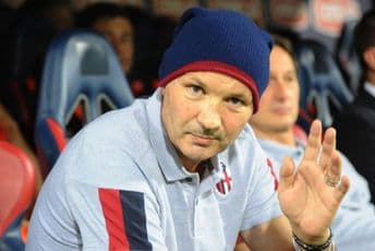 Potresna ispovijest Siniše Mihajlovića: Niko ne treba da se stidi što je bolestan ili što plače Potresna ispovijest Siniše Mihajlovića: Niko ne treba da se stidi što je bolestan ili što plače