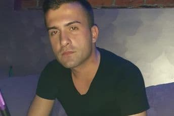 Oglasio se mladić kojeg su "otele" dvije djevojke: Neću se vraćati kući nikad Oglasio se mladić kojeg su "otele" dvije djevojke: Neću se vraćati kući nikad