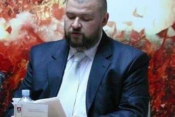 KONSTANTINOVIĆ: Mitropolit Mihailo je napravio korak ispred aktuelnog vremena KONSTANTINOVIĆ: Mitropolit Mihailo je napravio korak ispred aktuelnog vremena