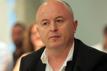 Izet Rastoder želi da kupi Montenegro Airlines Izet Rastoder želi da kupi Montenegro Airlines