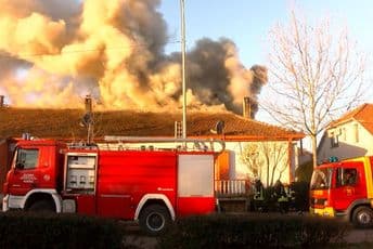 Izgorjelo potkrovlje kuće u Nikšiću: Pas upozorio komšije i spriječio katastrofu RTV Nikšić