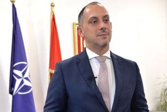 Ivanović: Oduprijećemo se svakom pokušaju narušavanja stabilnosti i bezbjednosti Ivanović: Oduprijećemo se svakom pokušaju narušavanja stabilnosti i bezbjednosti