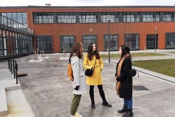 Završeno uređenje terena i opremanje Fakulteta likovnih umjetnosti Završeno uređenje terena i opremanje Fakulteta likovnih umjetnosti