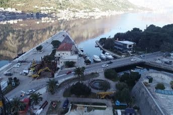 (VIDEO) Investicija vrijedna 1,4 miliona: U toku radovi na pothodniku koji spaja rivu i Stari grad Kotor (VIDEO) Investicija vrijedna 1,4 miliona: U toku radovi na pothodniku koji spaja rivu i Stari grad Kotor
