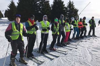 Nova grupa studenata UCG uči vještine skijanja na Kopaoniku Nova grupa studenata UCG uči vještine skijanja na Kopaoniku