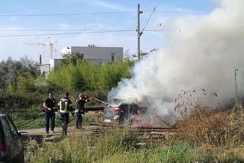 Podignuta optužnica: Osam okrivljenih za ubistvo Klisića Automobil za koji se sumnja da su ga koristili napadači