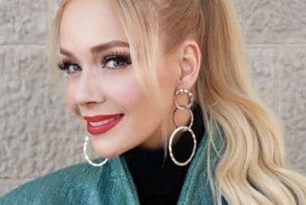 Jelena predstavila "Sveto pismo" (VIDEO) Jelena predstavila "Sveto pismo" (VIDEO)