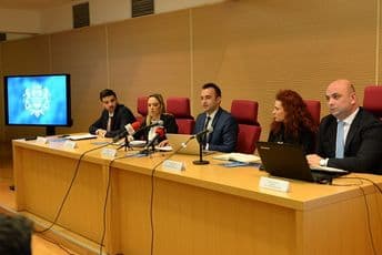 Predstavljeni novi elekronski servisi u službi građana Predstavljeni novi elekronski servisi u službi građana