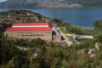 RVCP: U igri izvoz vode preko Luke Bar u odgovarajućim tankerima (II) Foto: Regionalni vodovod