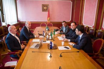 Mladić kod Delte nije pretučen po nacionalnoj osnovi Mladić kod Delte nije pretučen po nacionalnoj osnovi