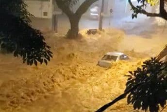 Poplave u Brazilu, poginula 61 osoba Poplave u Brazilu, poginula 61 osoba