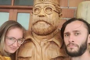 Skandal u Rožajama: Pop isklesao figuru Draže Mihajlovića Skandal u Rožajama: Pop isklesao figuru Draže Mihajlovića