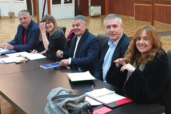 DPS Kotor: Dovode građane u zabludu da su svetinje ugrožene DPS Kotor: Dovode građane u zabludu da su svetinje ugrožene