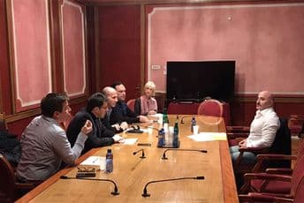 Granični policajci prema sveštenstvu i monasima postupaju profesionalno i zakonito Granični policajci prema sveštenstvu i monasima postupaju profesionalno i zakonito