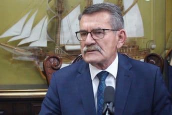 Nrekić: Nema partijskog zapošljavanja, zapošljavaju se isključivo stručni i profesionalni ljudi Nrekić: Nema partijskog zapošljavanja, zapošljavaju se isključivo stručni i profesionalni ljudi