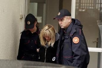 Rožajka potvrdila da je nožem izbola mladića, ostaje u pritvoru Rožajka potvrdila da je nožem izbola mladića, ostaje u pritvoru