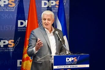 Marković: Mi, vlast koju su prokleli, omogućili smo da imanja koja su im zavještale vaše porodice pretvore u biznis zone Marković: Mi, vlast koju su prokleli, omogućili smo da imanja koja su im zavještale vaše porodice pretvore u biznis zone